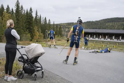 Babyboomen förändrar vardagen i skidskyttelandslaget