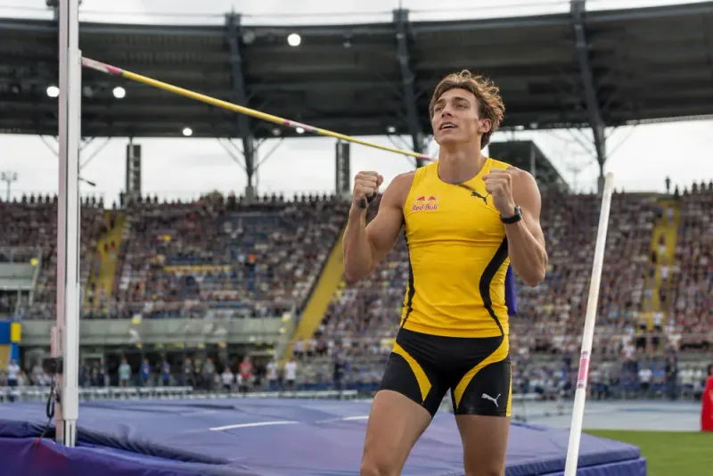 Duplantis vände osäker start till seger
