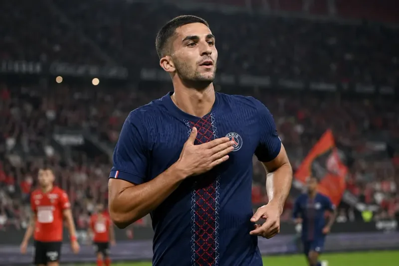 Ferran Torres vände PSG:s premiär