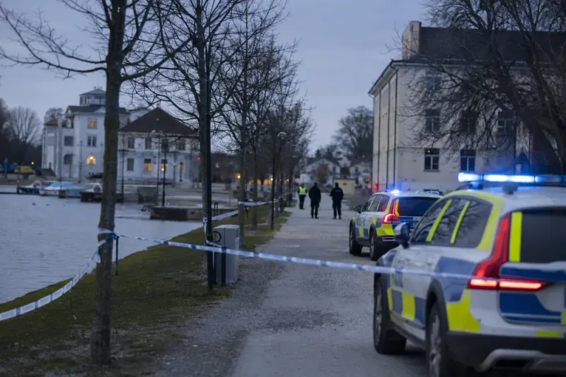 Fyra män anhållna efter misstänkt mord i Mariestad