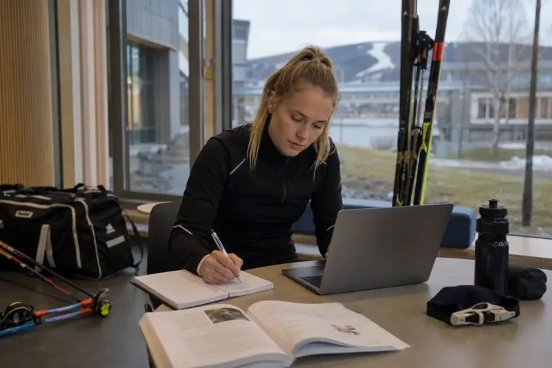 Elitidrottare kombinerar studier under växande satsning