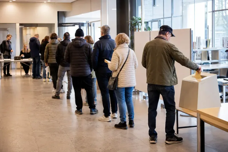 Över 145 000 röstade redan första dagen