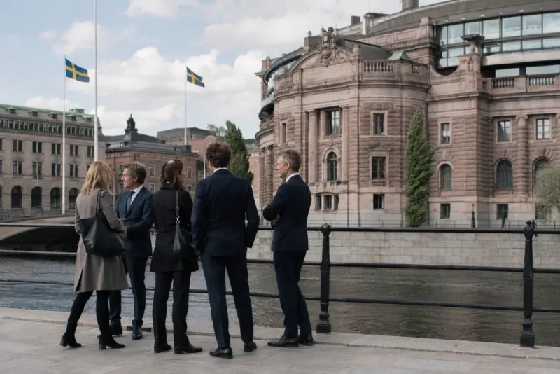 S vill pressa V om regeringskravet