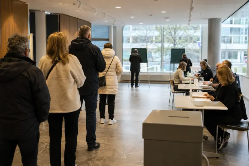 Över 145 000 röstade första förtidsdagen