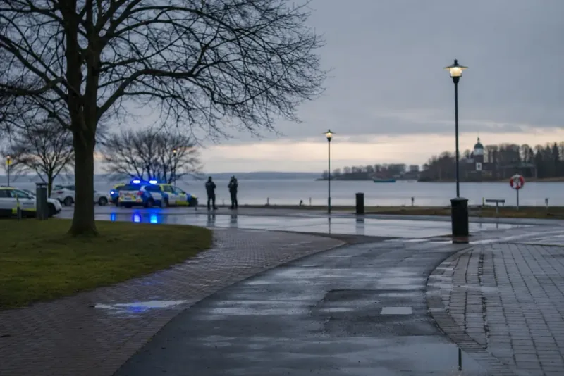 Tre häktade efter dödsfall i Mariestad