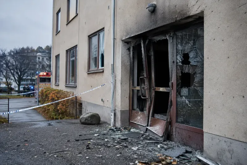 17-åring döms till sluten ungdomsvård efter explosion