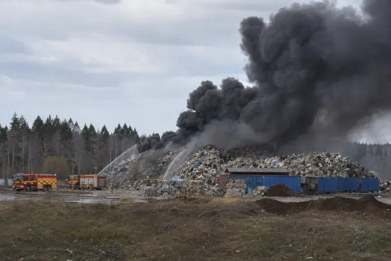 Kraftig brand i Hästveda utlöste VMA