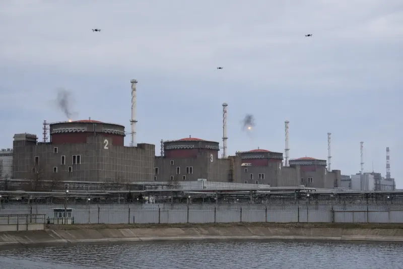 Tre drönare träffade Zaporizjzjas kärnkraftverk