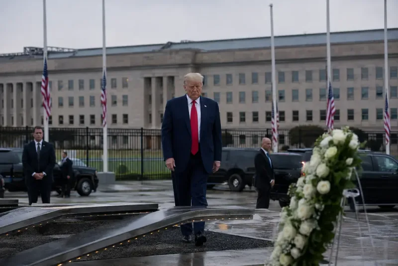 Donald Trump väljer Pentagon på 25-årsdagen