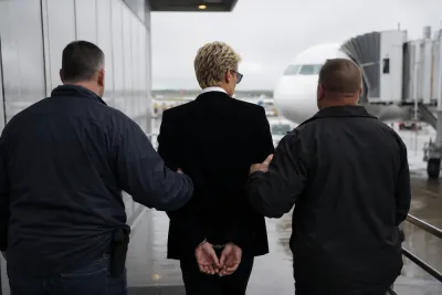 Milo Yiannopoulos deporterad från USA efter ICE-gripande