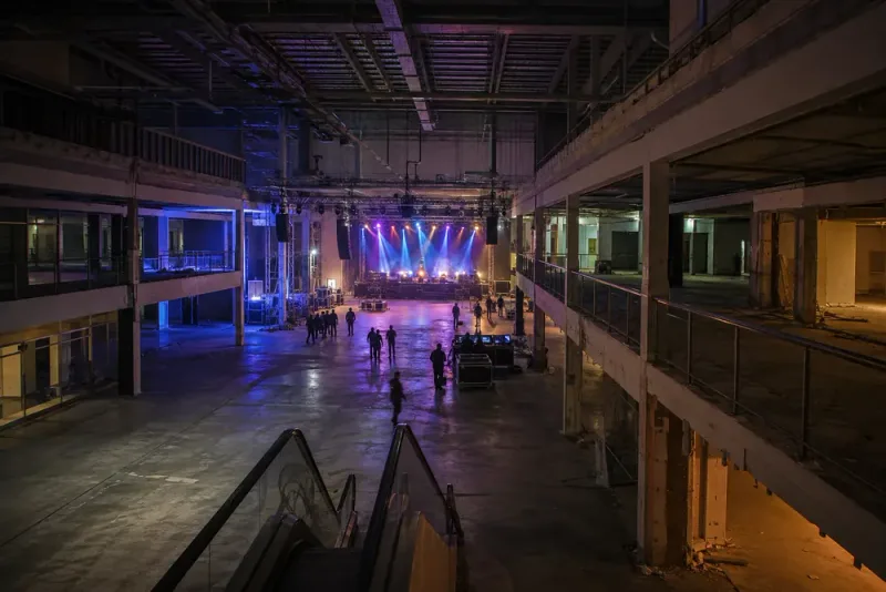 Övergivna Stinsen blir arena för stor klubbfestival