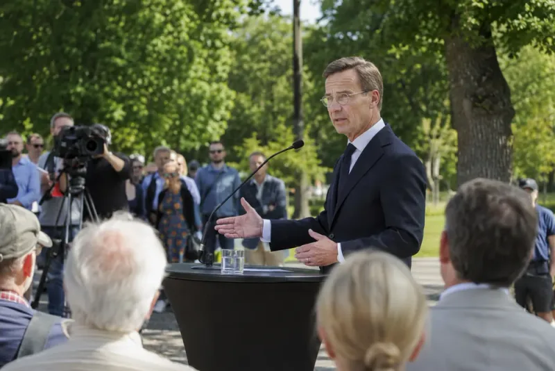 Ulf Kristersson håller uppskjutet sommartal inför valet