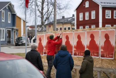 Dialekt på valaffischer väcker uppmärksamhet i Sorsele