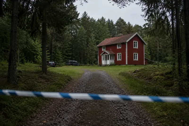 Mordmisstänkt 33-åring väntar på utlämningsbeslut