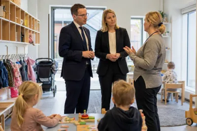 Kristersson vill slopa avgifter för förskola och fritids