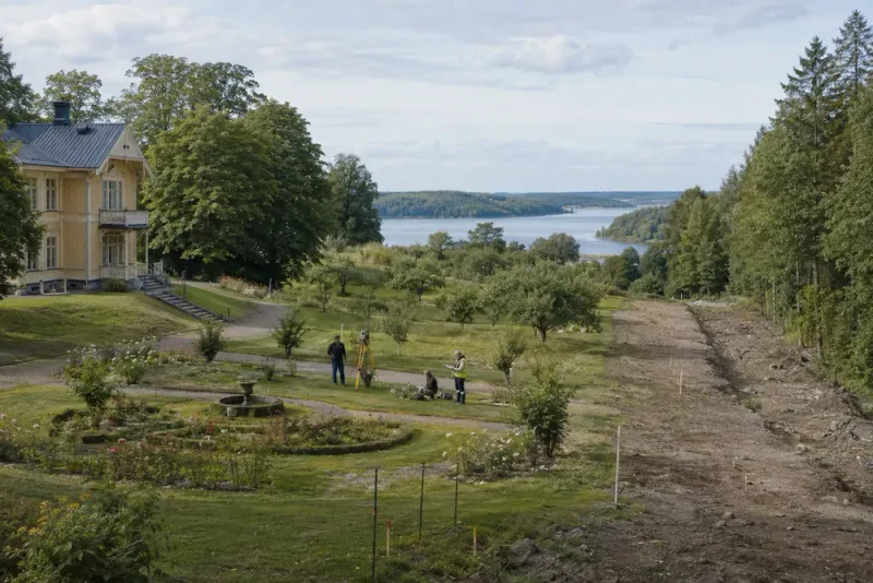 Ostlänken skär genom historiska Stenkullen