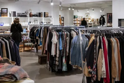 Second hand-handeln tappar – men mode ökar