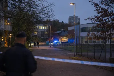 Fyra män åtalas för mordet i Tolered