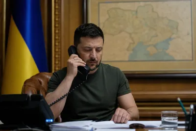 Zelenskyj planerar Ukrainabesök med USA:s sändebud