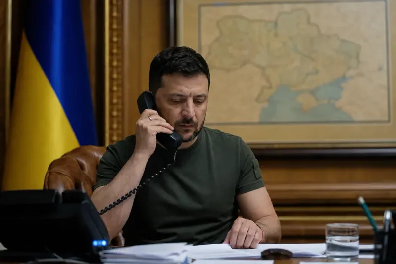 Zelenskyj planerar Ukrainabesök med USA:s sändebud