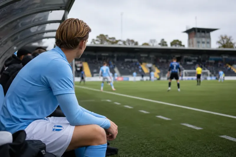 Erik Botheim bänkades efter transferspekulationer