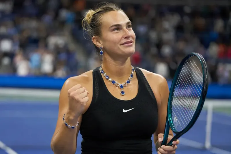 Aryna Sabalenkas smycken döljer kaxig detalj