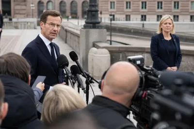 Kristersson pressar Centerpartiet om regeringsunderlaget