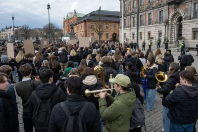 Hundratals elever protesterade mot utvisningshotet mot Mohammed Nour Oklah