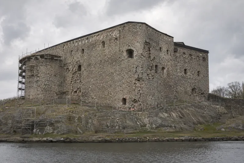 Bohus fästning hotas av ras – 141 brister kräver åtgärder