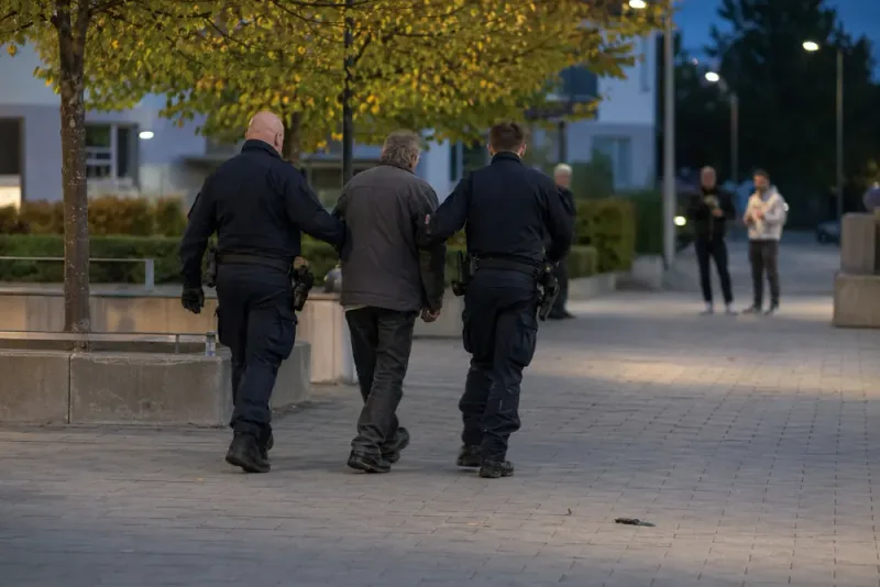 Knivman omhändertogs efter larm i Norrköping