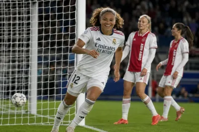 Felicia Schröder sköt Real Madrid vidare