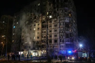 Åtta skadade när bostadshus träffades i Odessa