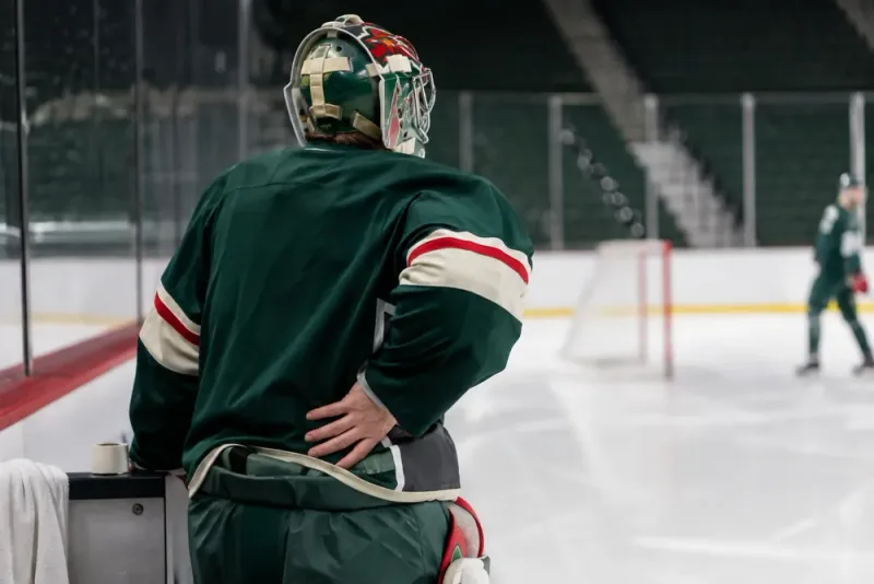 Filip Gustavsson missar starten efter operation