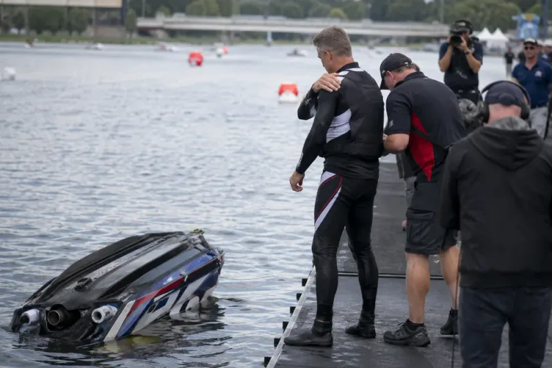 Ralf Schumacher rasar efter tv-olyckan