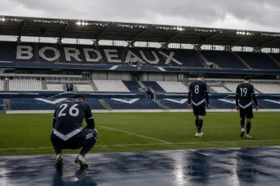 Bordeaux tvingas ner till sjättedivisionen