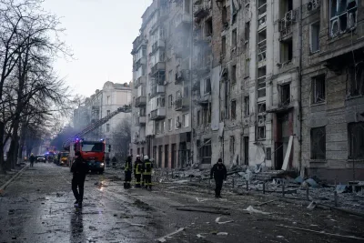 Ryska drönaranfall dödar flera i Ukraina