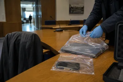 L-politiker utreds för misstänkt barnpornografibrott