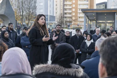 Nooshi Dadgostar vill stoppa bråket med Socialdemokraterna