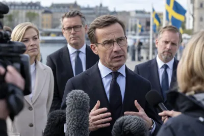 Ulf Kristersson vill se centerpartister stödrösta på Liberalerna