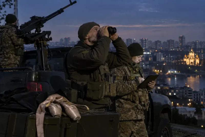 Balettchefen Oleh Tokar försvarar Kyiv mot ryska drönare