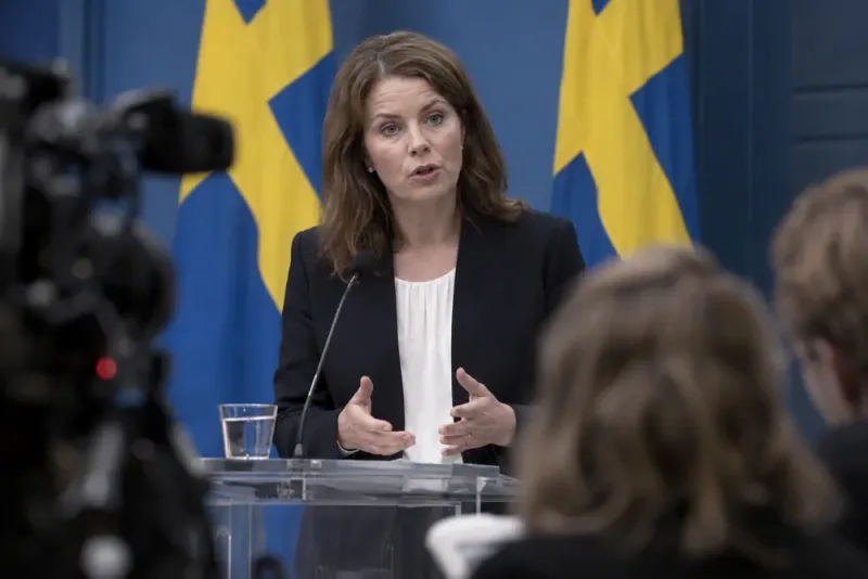 Nina Larsson vill skärpa lagen mot hedersförtryck