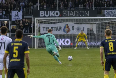 Ronald Koeman Jr skrev historia från straffpunkten