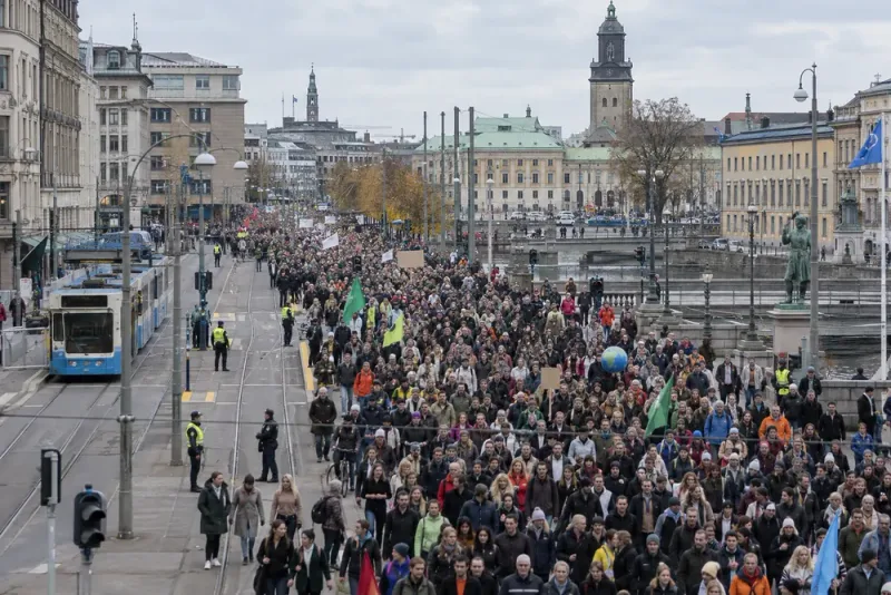 Tusentals fyllde Göteborg i stor klimatmarsch