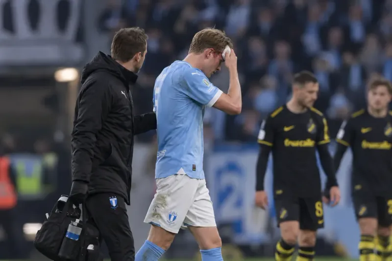 Otto Rosengren skadad när Malmö FF kryssade