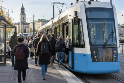 Halverade biljettpriser lyfte resandet med Västtrafik
