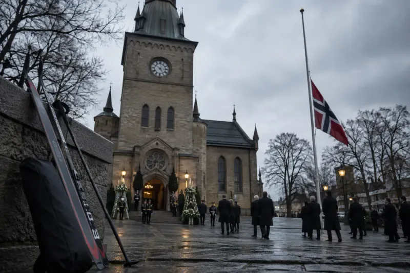 Mötet stoppar Marit Bjørgen från begravningen