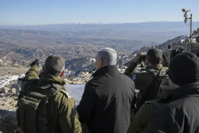 Benjamin Netanyahu säger att Irans regimskifte är nära