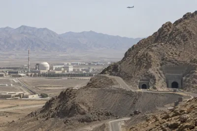 Trump varnar Iran för amerikanskt angrepp