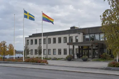 Prideflaggan splittrar partierna i Haparanda