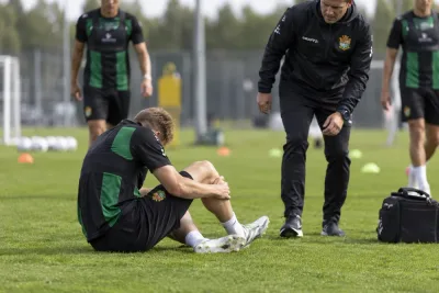 Róbert Frosti Þorkelsson drabbad av korsbandsskada